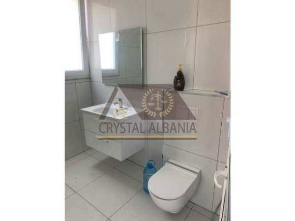 Tirane, jepet me qera apartament 2+1 Kati 3, 80 m² 350 Euro (Rruga Jordan Misja)
