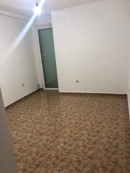 Tirane, shes apartament 2+1+BLK Kati 3, 89 m² 120.000 Euro (ISH EKSPOZITA)