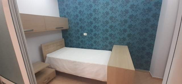 Tirane, jepet me qera apartament 2+1 te Don Bosko Kati 4, 450 Euro
