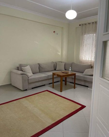 Tirane, jepet me qera apartament 2+1+BLK Kati 2, 100 m² 400 Euro (bilal sina)
