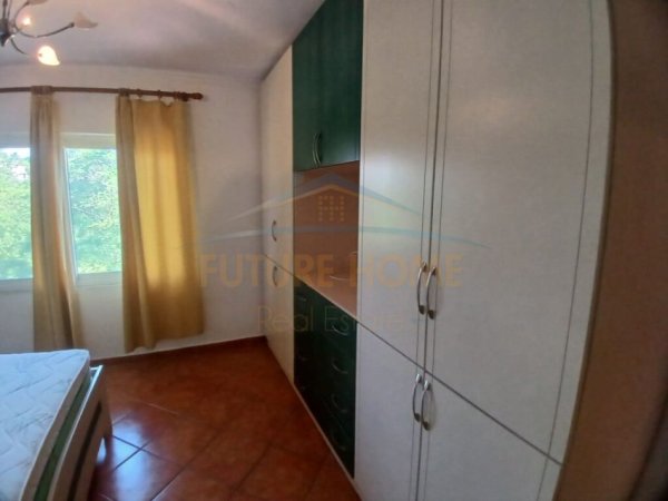 Durres, jepet me qera apartament 1+1+Aneks+Ballkon Kati 3, 85 m² 350 € (Aleksander Goga)