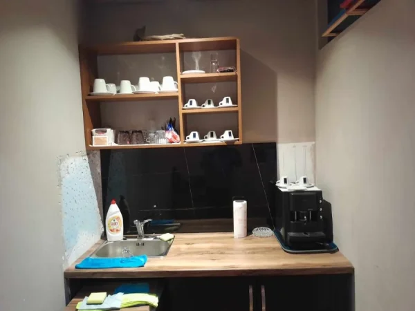 Fier, shitet dyqan Kati 0, 62 m² 93,000 € (Lagja kastriot)