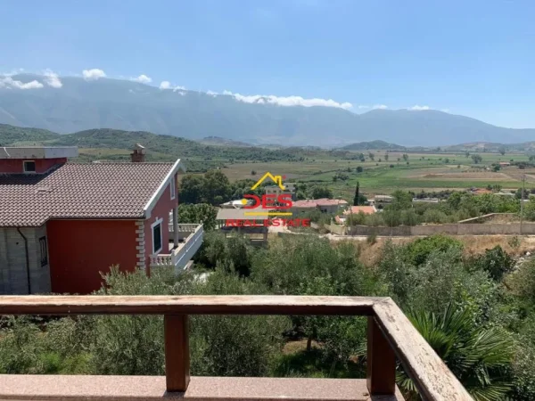 Vlore, shitet Vile 2 Katshe Kati 2, 262 m² 485,000 € (Tragjas)