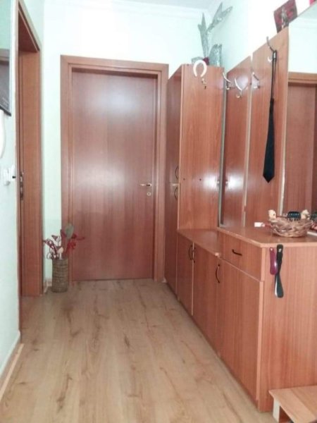 Tirane, jepet me qera apartament 2+1+Ballkon Kati 2, 100 m² 500 € (DON BOSKO)