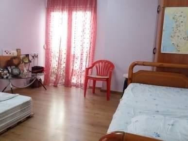 Tirane, jepet me qera apartament 2+1+Ballkon Kati 2, 100 m² 500 € (DON BOSKO)