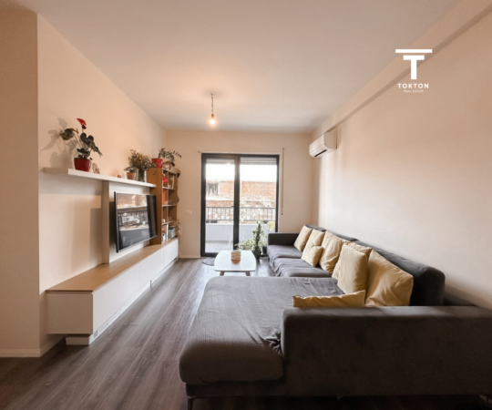 Tirane, shitet apartament 2+1+Ballkon Kati 2, 102 m² 237,000 € (Porcelani)