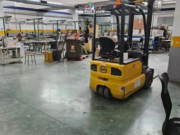 Tirane, jepet me qera ambjent biznesi Kati 0, 800 m² 2,500 € (Rruga Bedri Çullhaj)