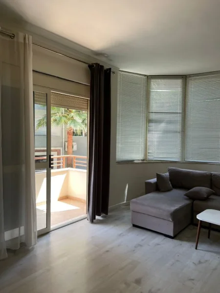 Tirane, shitet apartament 2+1 Kati 3, 95 m² 130,000 € (Rruga Mikel Maruli)