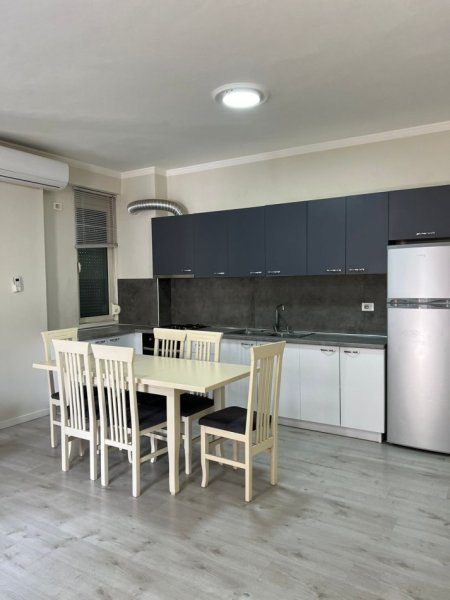 Tirane, shitet apartament 2+1 Kati 3, 95 m² 130,000 € (Rruga Mikel Maruli)