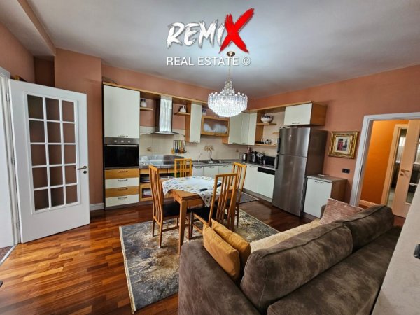 Durres, shitet apartament 3+1+Aneks+Ballkon , 300,000 € 