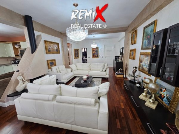 Durres, shitet apartament 3+1+Aneks+Ballkon , 300,000 € 