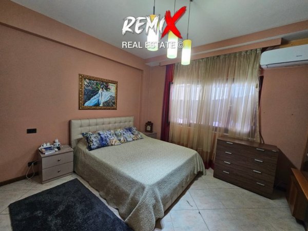 Durres, shitet apartament 3+1+Aneks+Ballkon , 300,000 € 