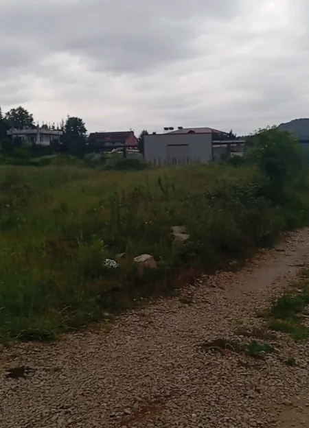 Tirane, shitet toke , 2,523 m² 151,000 € 