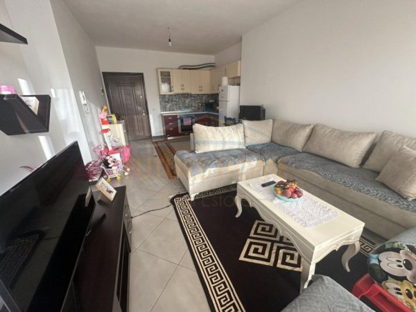 Tirane, shitet apartament 1+1 Kati 7, 66 m² 85,000 € (Unaza e Re)