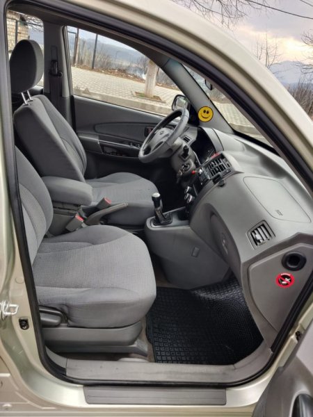 Kukes, shitet SUV | Fuoristrad | Xhip Hyundai Tucson Nafte, bezhë manuale Kondicioner 350000 km 4,100 €