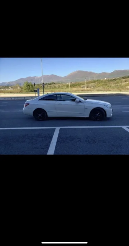 Elbasan, shes makine Nafte, e bardhë manuale Kondicioner 220000 km 6,500 €