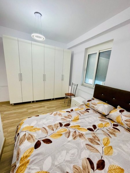 Tirane, jepet me qera apartament 2+1 Kati 0, 75 m² 450 € (Xhamllik)