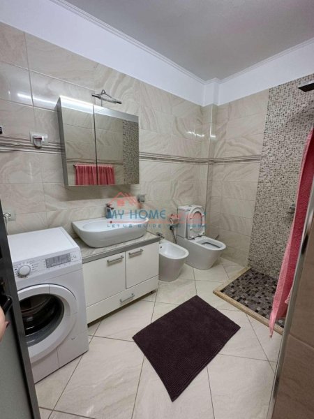 Tirane, shitet apartament 2+1+Ballkon Kati 3, 96 m² 197,000 € (Kodra E Diellit)