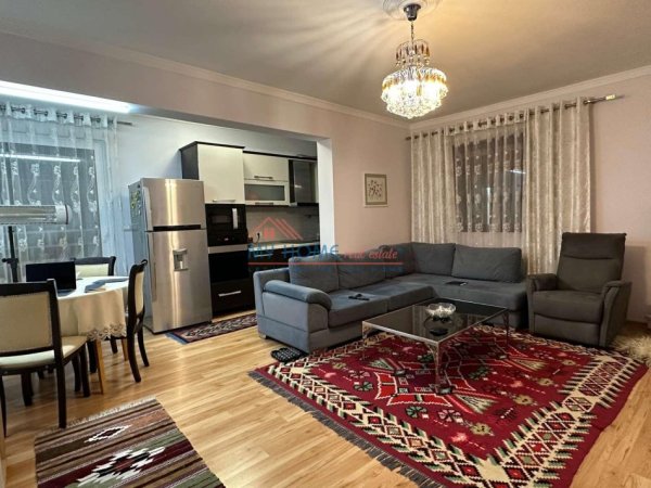 Tirane, shitet apartament 2+1+Ballkon Kati 3, 96 m² 197,000 € (Kodra E Diellit)