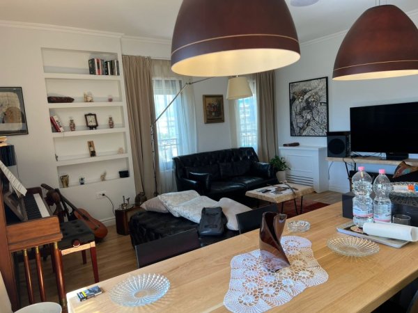 Tirane, jepet me qera apartament 2+1 Kati 8, 90 m² 1,200 € 