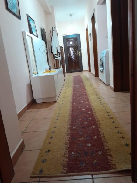 Tirane, shitet apartament 2+1+Ballkon Kati 3, 120 m² 265,000 € (9-Katëshet)