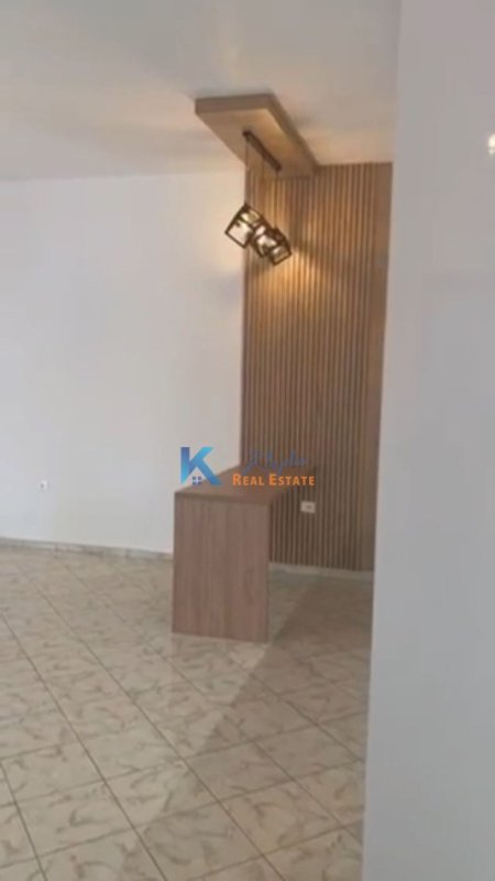 Tirane, jepet me qera apartament 2+1+Ballkon Kati 2, 100 m² (2+1 per qira te Rruga Jordan Misja, afer Gener 2)