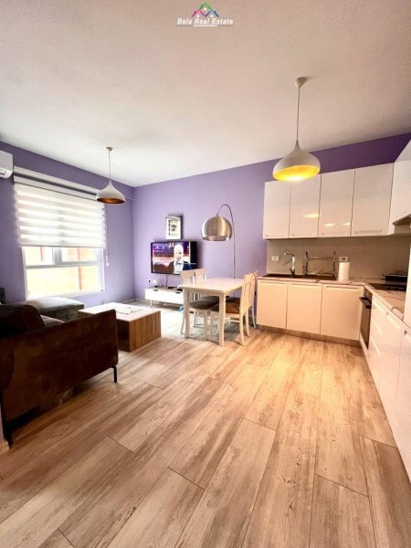 Tirane, jepet me qera apartament 2+1 Kati 2, 70 m² 450 € (kopshti botanik)