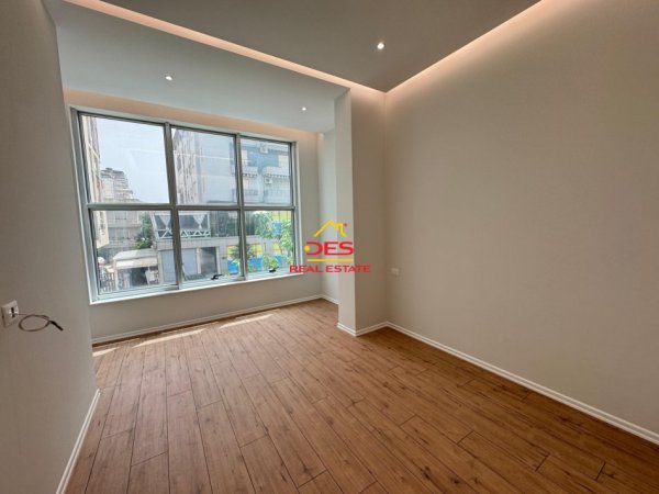 Vlore, shitet apartament Kati 2, 65 m² 103,000 € (Rruga Fejzo Mema)