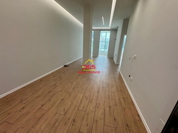 Vlore, shitet apartament Kati 2, 65 m² 103,000 € (Rruga Fejzo Mema)