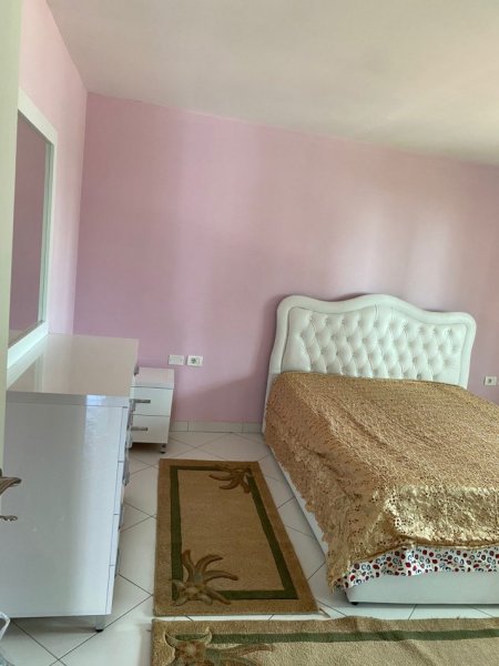 Tirane, jepet me qera 2+1+Ballkon Kati 3, 120 m² 700 € (Don Bosko)