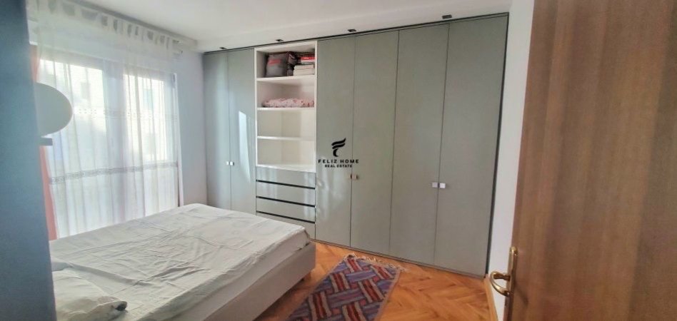 Tirane, jepet me qera apartament 1+1+Ballkon Kati 6, 70 m² 650 € (MYSLYM SHYRI)