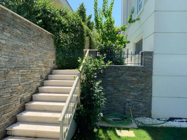 SUPER VILE E INVESTUAR , 4 Kateshe 520 m² * 4,500 € (Vilat Gjermane Tirane)*