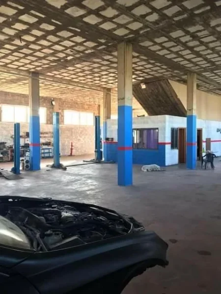 Tirane, jap me qera Kati 0, 400 m² 500 € (VORE)