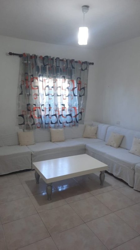 Tirane, jepet me qera apartament 2+1 Kati 1, 80 m² 320 € (SIRI KODRA)