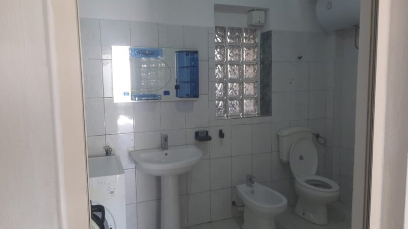 Tirane, jepet me qera apartament 2+1 Kati 1, 80 m² 320 € (SIRI KODRA)