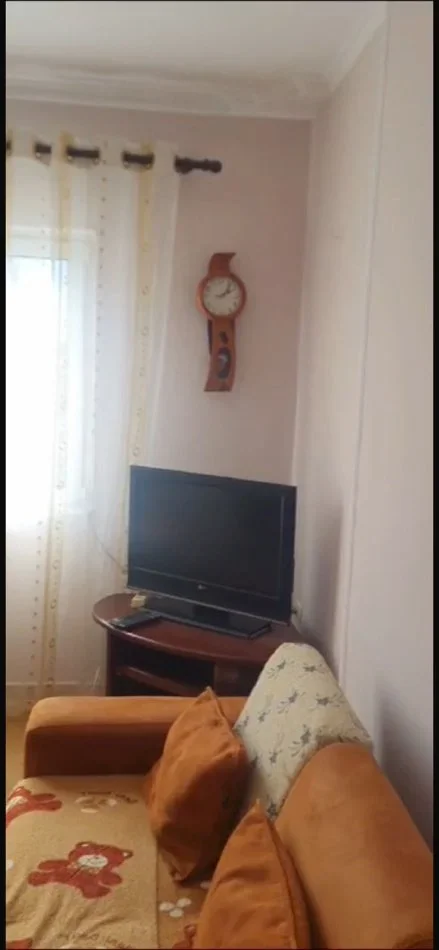 Tirane, jap me qera apartament+verande | Penthouse 2+1+Aneks+Ballkon Kati 6, 95 m² 600 € (Rruga Ali Begeja Tirane)