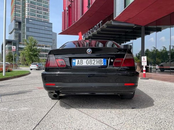 Tirane, shitet makine BMW SERIA 3 Nafte, e zeze manuale Kondicioner 249000 km 4,600 €