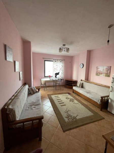 Tirane, jepet me qera apartament 1+1 Kati 4, 78 m² 375 € (KODRA E DIELLIT)