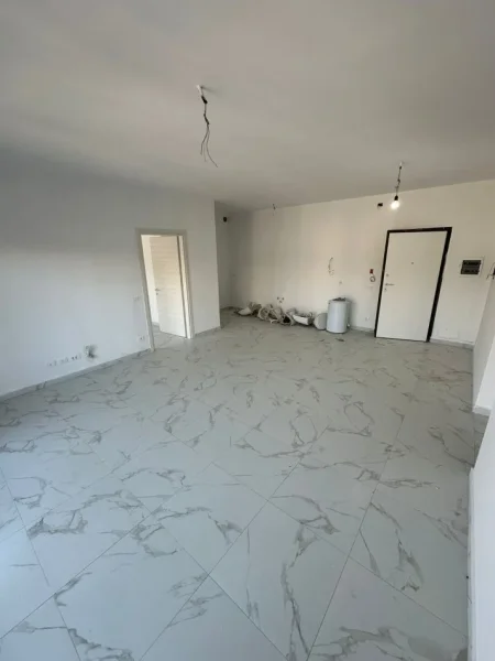 Tirane, jepet me qera zyre Kati 7, 121 m² 750 € (Myslym Shyri)
