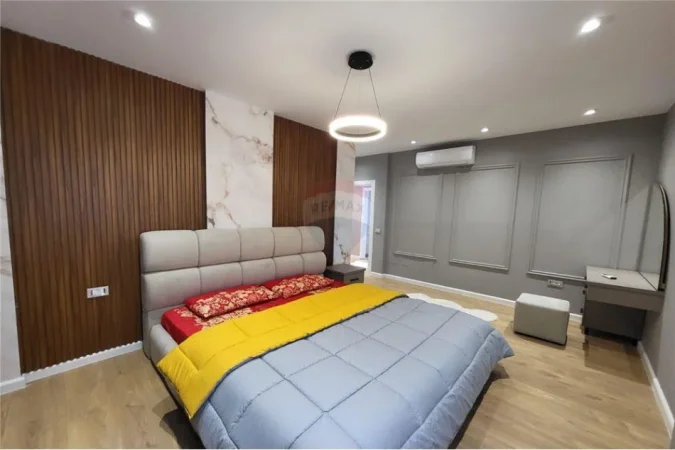 Tirane, jepet me qera apartament Kati 1, 116 m² 1.000 € 