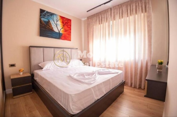 Tirane, jepet me qera apartament 1+1 Kati 2, 55 m² 700 € (Komuna Parisit)