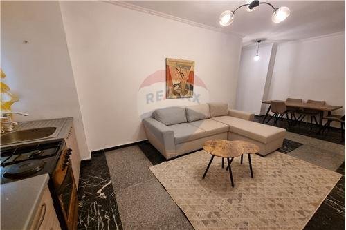 Tirane, jepet me qera apartament 1+1 , 78 m² 450 € (Kodra e Diellit, Shqipëri)