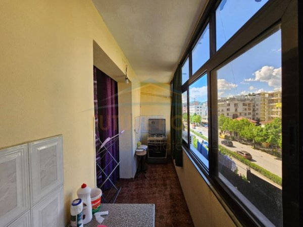 Tirane, shitet apartament 1+1 Kati 4, 56 m² 118.000 € (21 DHJETORI)
