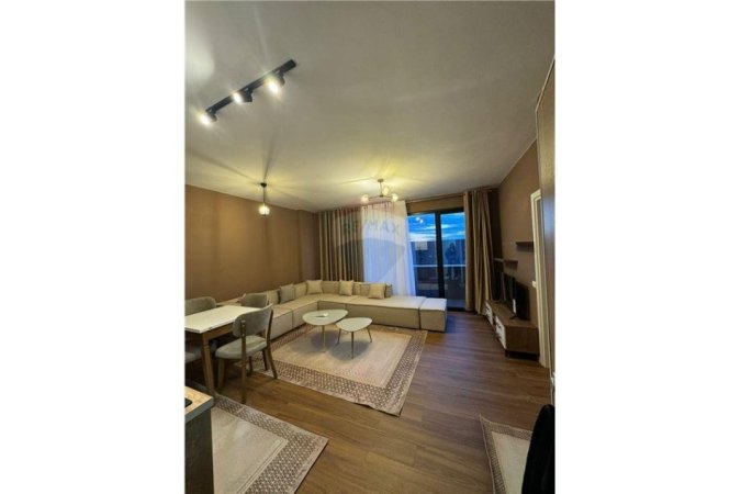Tirane, jepet me qera apartament 1+1+Ballkon Kati 3, 78 m² 600 € (Don bosko)