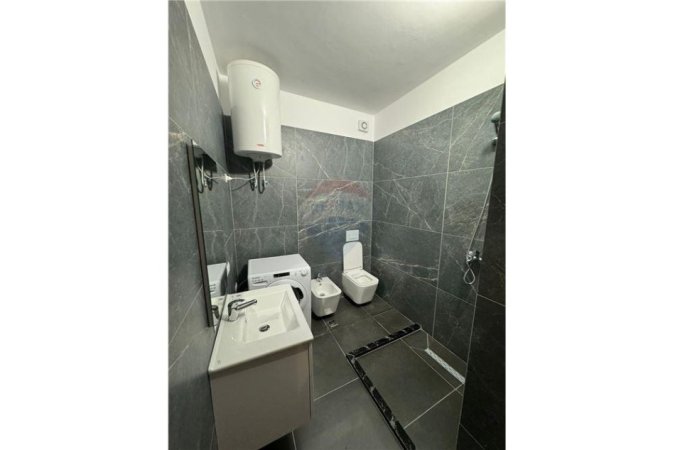 Tirane, jepet me qera apartament 1+1+Ballkon Kati 3, 78 m² 600 € (Don bosko)