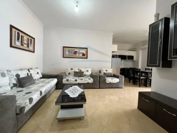 Tirane, jepet me qera apartament 1+1 Kati 5, 64 m² 350 € (Unaza e Re)