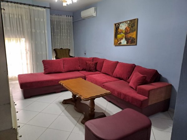 Tirane, jepet me qera apartament 1+1+Ballkon Kati 2, 76 m² 450 € (DON BOSKO)