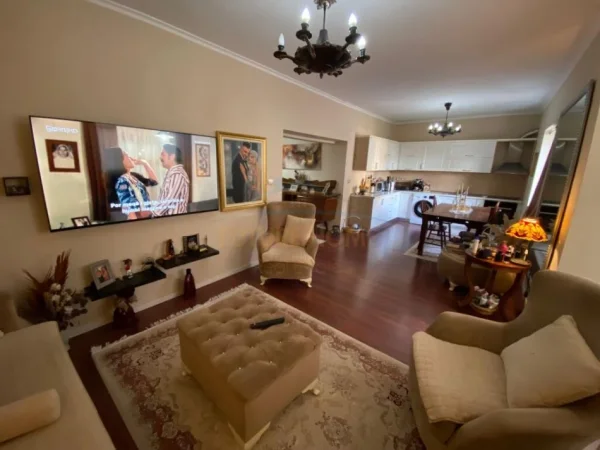 Tirane, shitet apartament 2+1 Kati 3, 110 m² (Ambasada Amerikane)