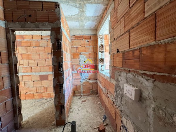 Vlore, shitet garsonier Kati 3, 73 m² 131.580 € (Rruga Sali Vranishti)