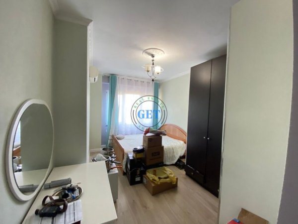 Durres, jepet me qera apartament 2+1 Kati 1, 100 m² 400 € (Vollga)